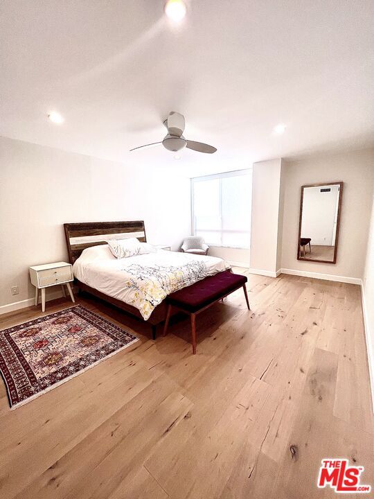 Foto del edificio - 150 N Almont Dr