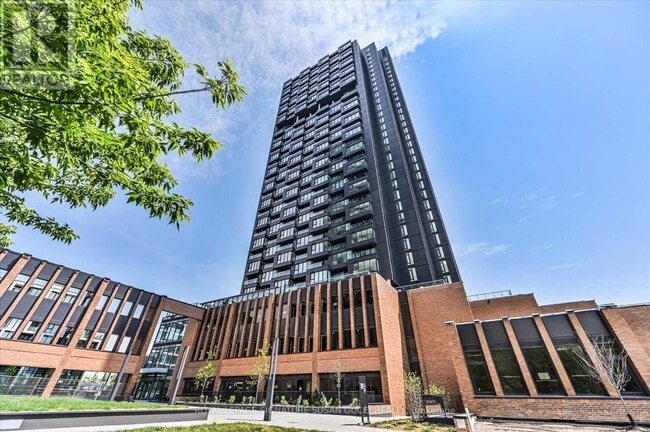 Building Photo - 5 Quarrington Ln