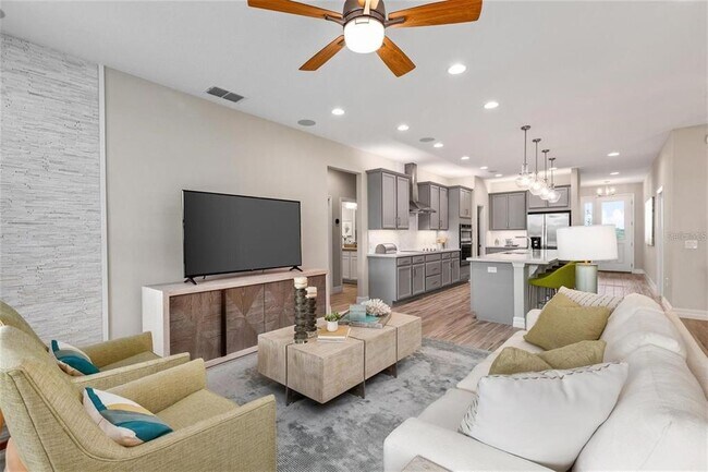 Foto del edificio - 3220 Canna Lily Pl