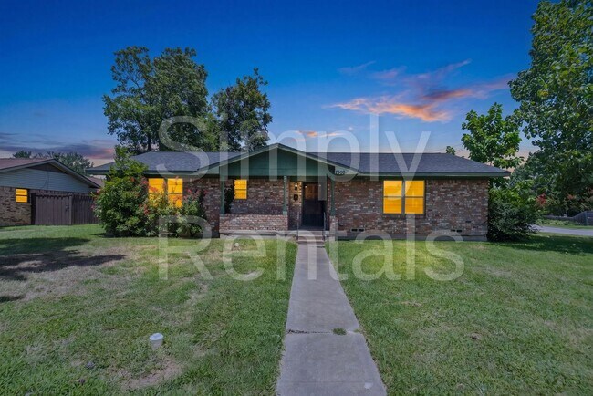 Foto del edificio - 3500 Nashville Ave