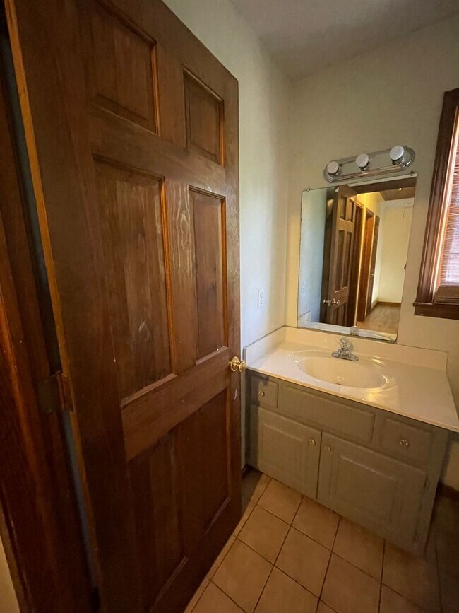 Foto del edificio - 3 Bedroom 2.5 Bath Townhome Located in Fountain Inn!!! Just minutes from the Downtown Area!