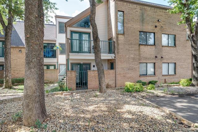 Foto principal - 2304 Balsam Dr