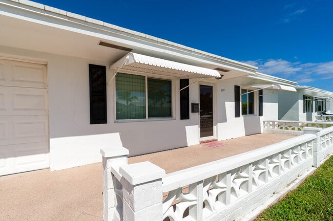 Foto del edificio - 2391 SW 13th Terrace