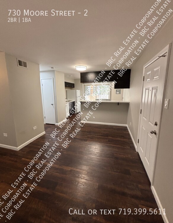 Foto del edificio - 730 Moore St