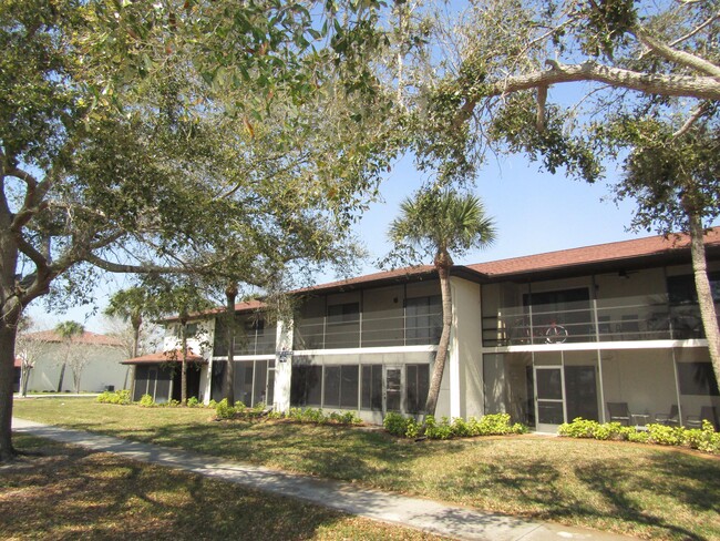 Building Photo - 401 Airport Ave E
