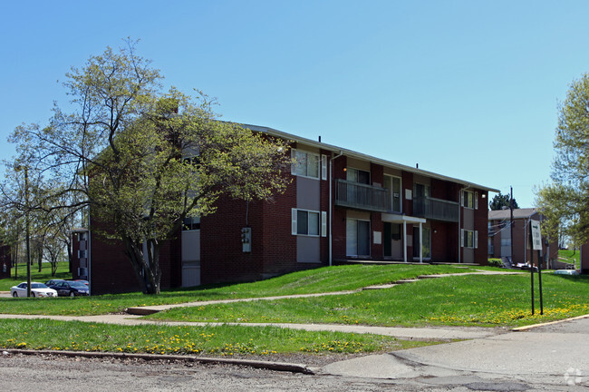 Building Photo - Skyline Terrace Apartment