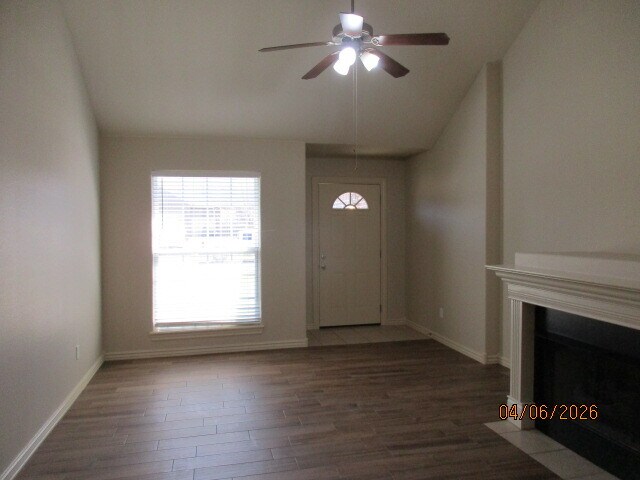 Foto del edificio - 937 Oak Crossing Dr