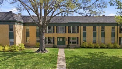 Building Photo - 4816 Amesbury Dr