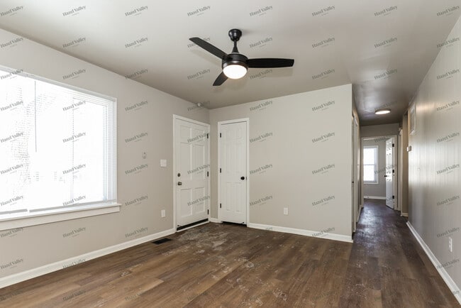 Building Photo - 114 Millard Dr