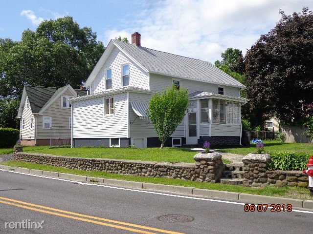 Foto del edificio - 3 br, 1 bath House - 42 Providence St