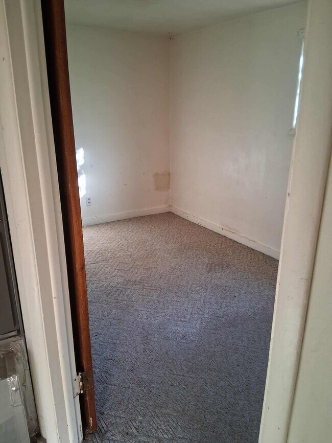Foto del edificio - Cozy 2BD w/ Yard – Gas & Water Included – ...