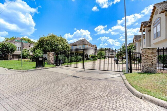 Foto del edificio - 1415 Baldwin Square Ln