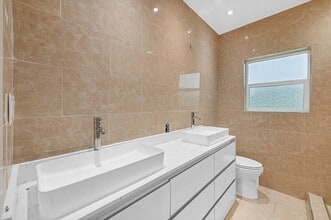 Building Photo - 12430 Pecan Ct