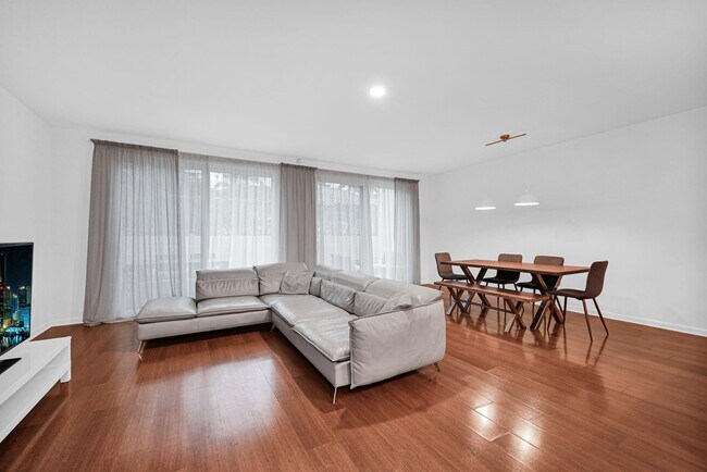 Building Photo - 21385 Marina Cove Cir