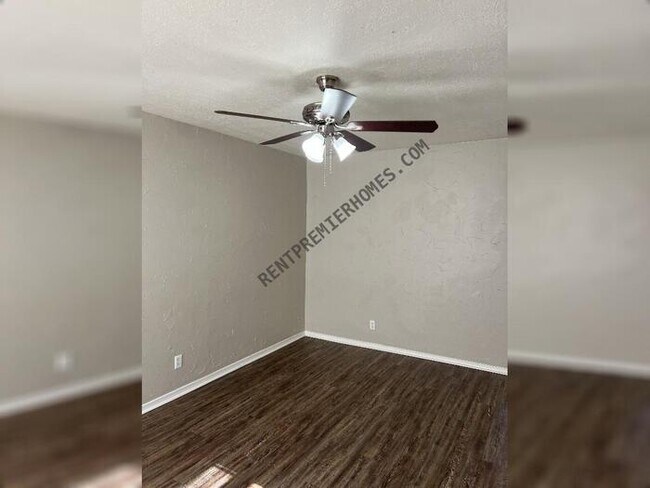 Foto del edificio - 205 NW 81st St