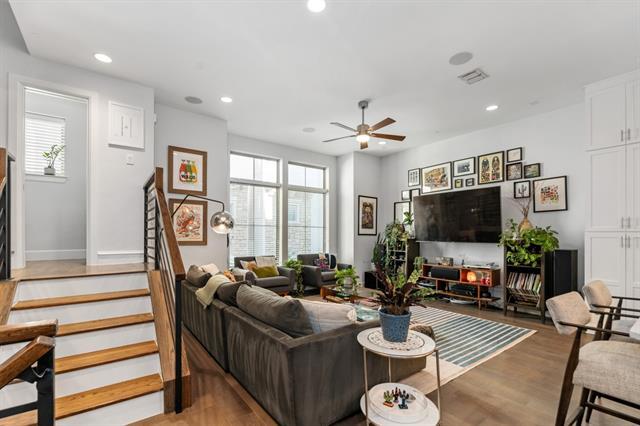 Foto del edificio - 779 Spanish Oaks Pl