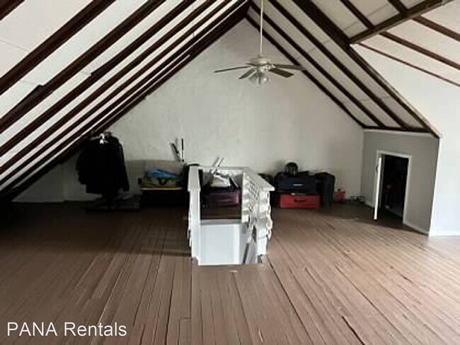 Foto del edificio - 4 br, 1 bath House - 22 Trebor Place