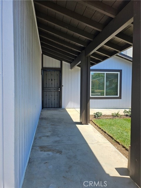 Foto del edificio - 2136 Elderway Dr