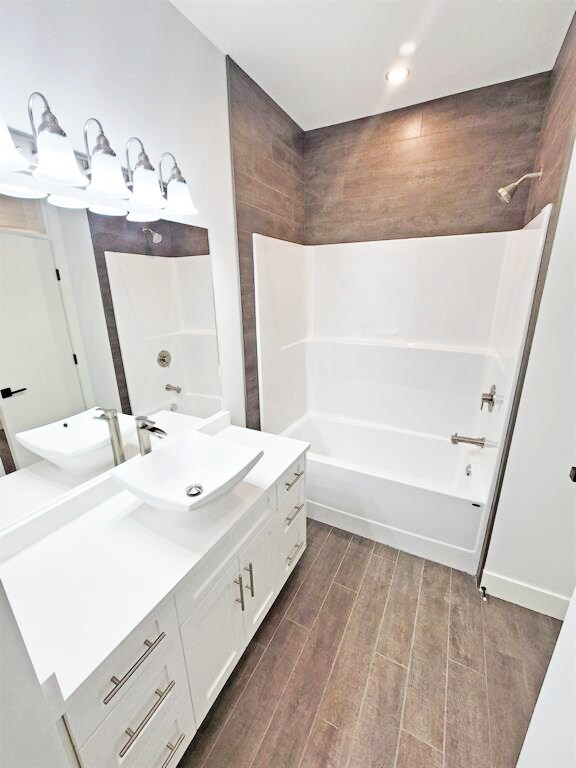 Photo du bâtiment - 8823-A-8112 112 Ave