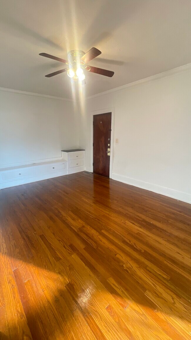Building Photo - 4251 Rocky River Dr