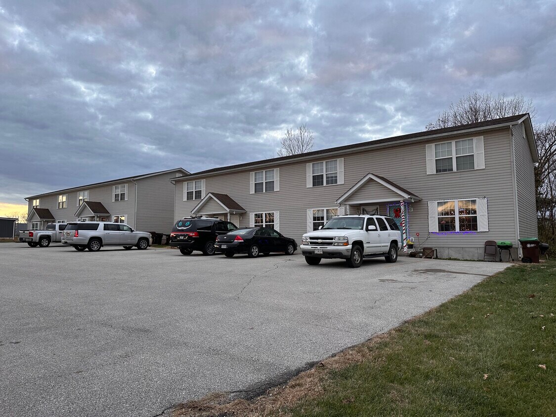 Primary Photo - 561 Expansion Ln