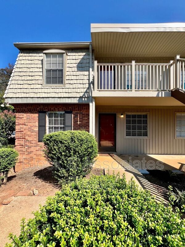 Foto del edificio - 3826 Country Club Rd