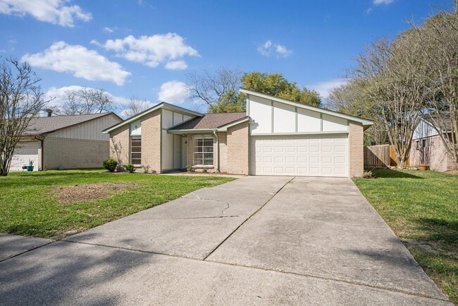 Building Photo - 5904 Misty Meadow St