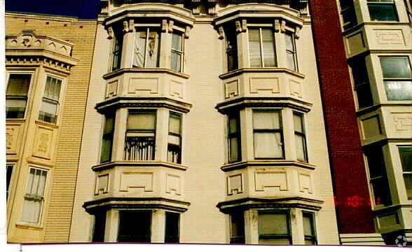 Building Photo - 1070 Post St