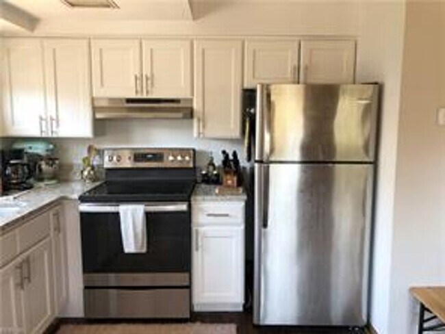 Foto del edificio - North End Beach Cottage 2 Bedroom 1 Bath