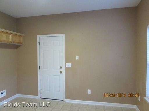 Building Photo - 108 Cassels Ln