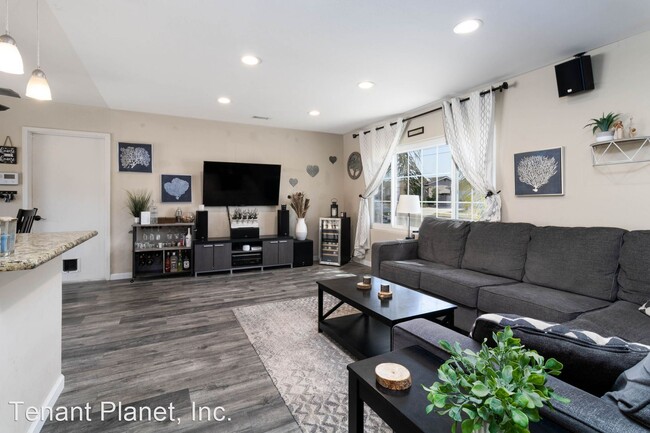 Building Photo - 3 br, 2 bath House - 640 Worthington St