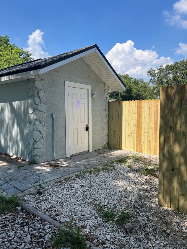 Primary Photo - 6910 E 29th Ave Unit A, Tampa, FL 33619