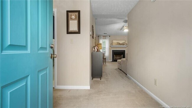 Building Photo - 2916 Loon Dr