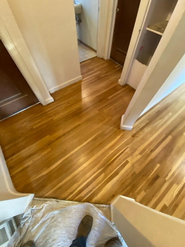 Building Photo - 212 2nd Ave W