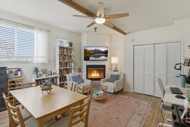 Photo - 3144 North Southport-CH2 Apartment