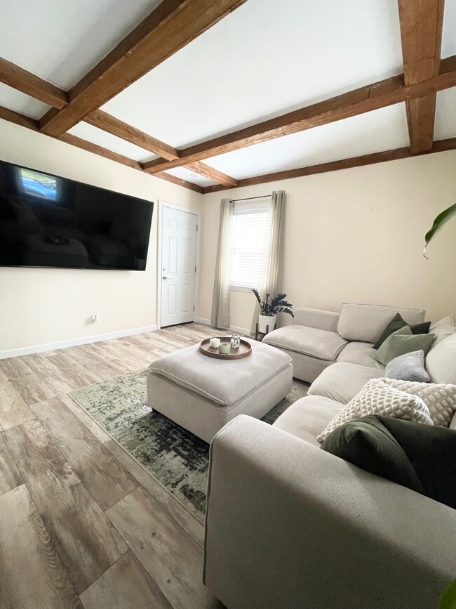 44 Prospect St Unit 2, North Attleboro, MA 02760 44 Prospect St