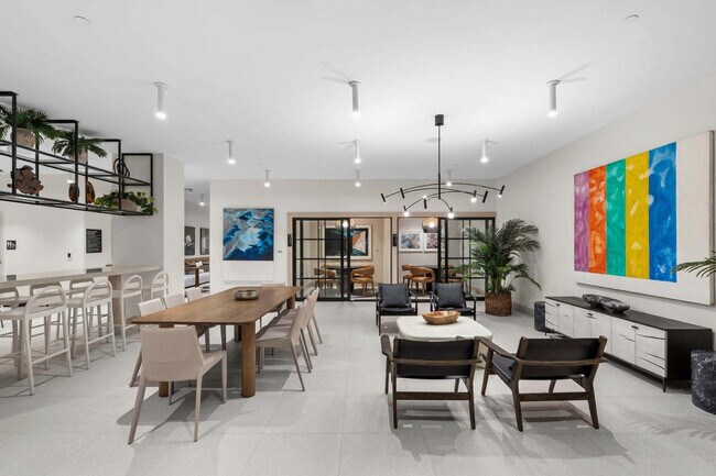 Foto del edificio - 225 N Miami Ave