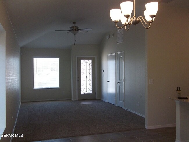 Building Photo - 5013 Vincent James St