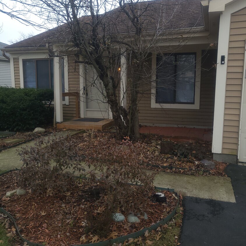 1209 Clement Dr, Worthington, OH 43085 House Rental in Worthington