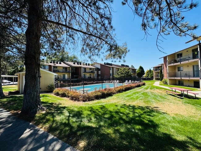 Foto del edificio - 2 bed/2 bath in Millcreek-**Move in Special-1/2 off first month**