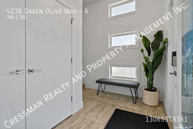 Photo du bâtiment - EXECUTIVE FAMILY HOME FOR RENT, GREENS ON GARDINER, REGINA