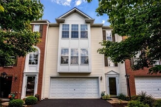 Building Photo - 8503 Club Side Dr