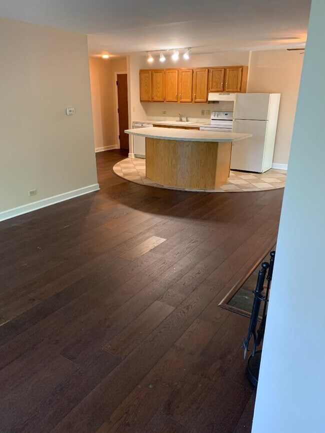 Foto del edificio - 5800 Oakwood Dr