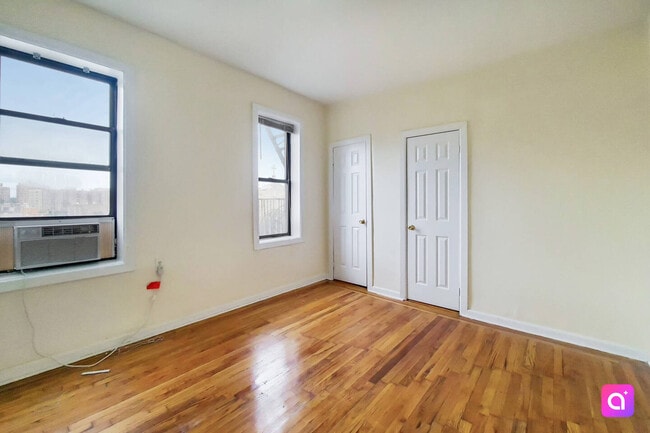 Building Photo - 261 Wadsworth Ave