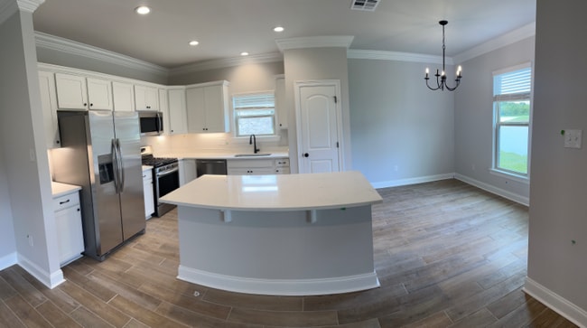 Building Photo - 105 Ethereal st