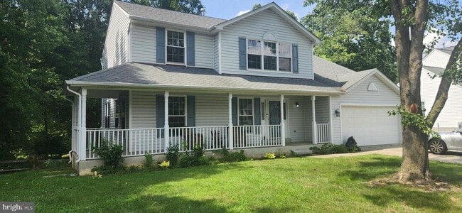 Building Photo - 2607 Meadowsweet Dr