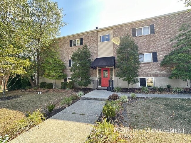 Building Photo - Lakeview Estates