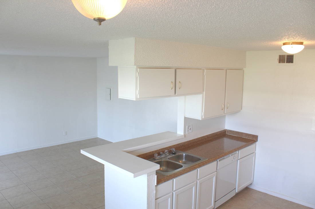 Building Photo - 6618 E Latimer Pl