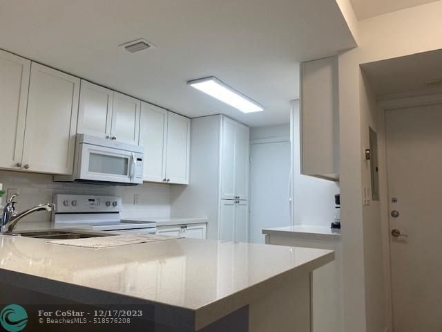 Building Photo - 6000 N Ocean Blvd