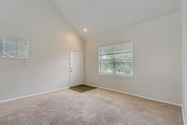 Foto del edificio - 16332 E Fremont Ave